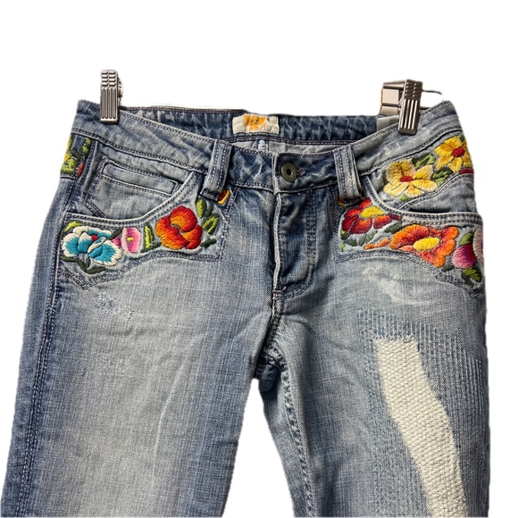 Antik Denim Monroe Bootcut Flared Jeans Size 26 Embroidered Rare Floral Fall Fit - Picture 2 of 7